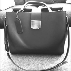 TUMI Tote Bag. Vivian Tote
MARIELLA.